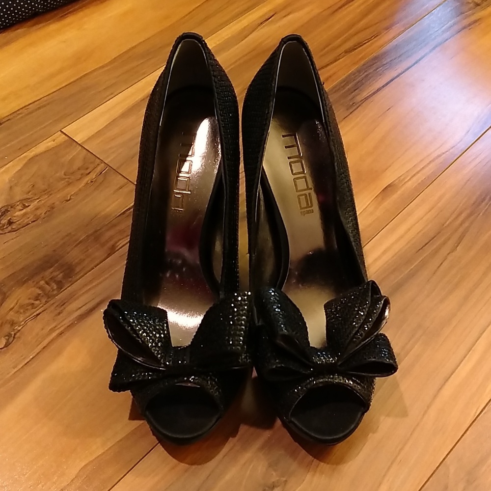 Black heels